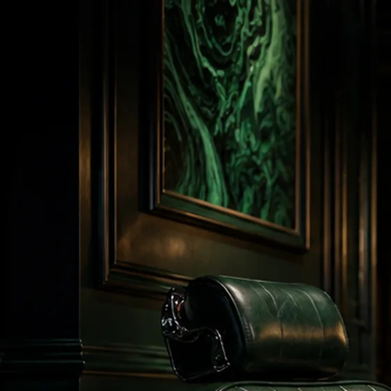 Malachite panel on the shop panelling